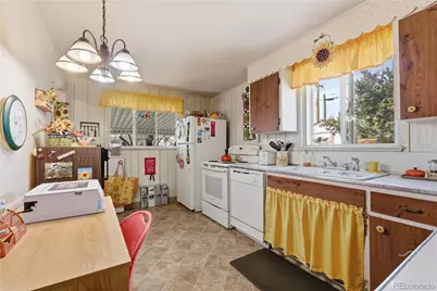 1551 S Chase Street, Lakewood, CO 80232 - Photo 8