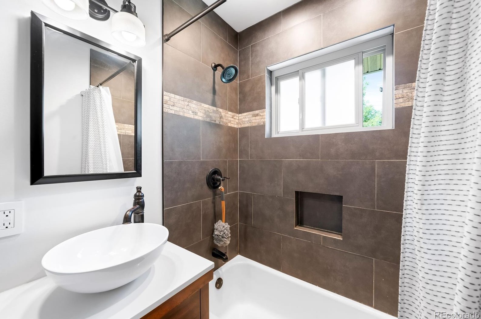 45 Estes St, Denver CO  80226-1253 exterior