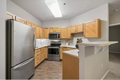 2894 W Riverwalk Circle #B211, Littleton, CO 80123 - Photo 10