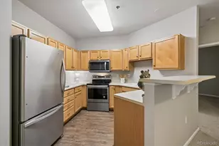 2894 W Riverwalk Cir, Littleton, CO 80123 - Photo 10