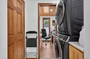 2006 Arapahoe St, Golden, CO 80401 - Photo 32
