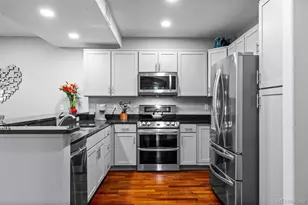 9079 E Panorama Cir, Englewood, CO 80112 - Photo 4