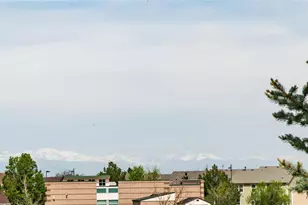 1510 S De Gaulle Cir, Aurora, CO 80018 - Photo 38