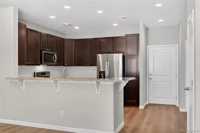 1804 S Buchanan Circle, Aurora, CO 80018 - Photo 8