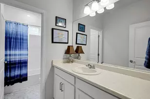 24831 E 33rd Dr, Aurora, CO 80019 - Photo 32