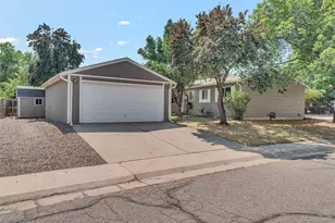 11609 E Walsh Pl, Aurora, CO 80012 - Photo 30