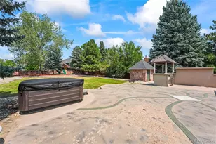 5866 W Flora Way, Arvada, CO 80004 - Photo 38