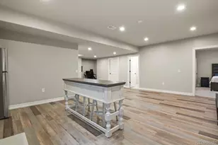 27500 E Lakeview Dr, Aurora, CO 80016 - Photo 36