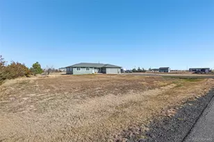 779 E Thomas Ave, Byers, CO 80103 - Photo 4