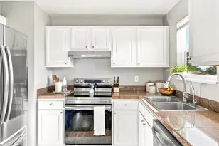 10327 Owens Cir, Broomfield, CO 80021 - Photo 8