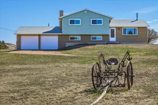 12720 Mesa View Rd, Larkspur, CO 80118 - Photo 2