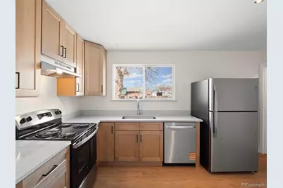 13061 Olmsted Place, Denver, CO 80239 - Photo 6