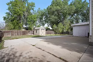 5542 Sable St, Denver, CO 80239 - Photo 22