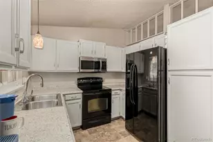 3310 Bridgewater Dr, Colorado Springs, CO 80916 - Photo 10