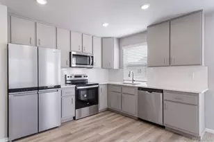 46570 Avery Ln, Bennett, CO 80102 - Photo 2