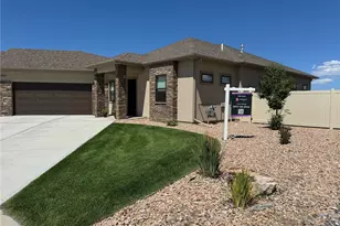 3407 Woodbridge Pl, Montrose, CO 81401 - Photo 2