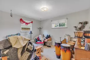 3220 S Fulton Ct, Denver, CO 80231 - Photo 16