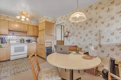 3220 S Fulton Court, Denver, CO 80231 - Photo 12