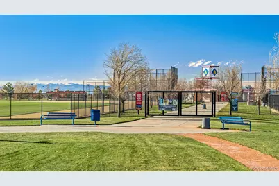 697 N Ukraine Street, Aurora, CO 80018 - Photo 34