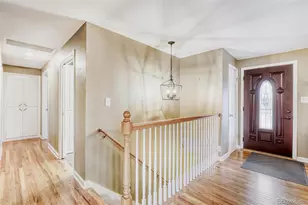 8162 W Louisiana Pl, Lakewood, CO 80232 - Photo 4