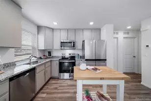 10060 Revere Ct, Commerce City, CO 80022 - Photo 2