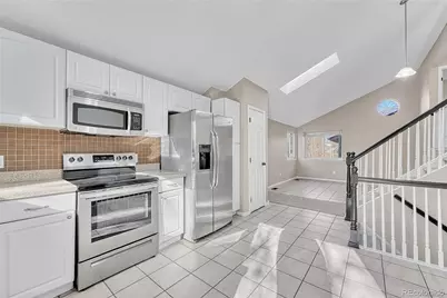 523 Chiswick Circle, Littleton, CO 80126 - Photo 6