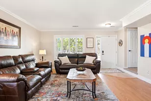 1362 S Cathay Ct, Aurora, CO 80017 - Photo 10