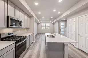 2899 E 103rd Dr, Thornton, CO 80229 - Photo 8