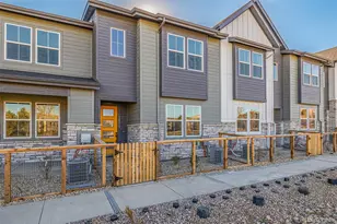 2899 E 103rd Dr, Thornton, CO 80229 - Photo 2