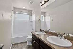 26881 E Roxbury Pl, Aurora, CO 80016 - Photo 32