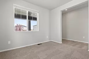 1604 Colorado River Dr, Windsor, CO 80550 - Photo 4