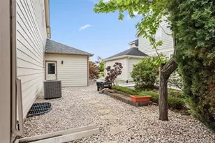 17391 E Weaver Ave, Aurora, CO 80016 - Photo 42