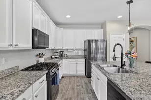 18189 W 85th Dr, Arvada, CO 80007 - Photo 10