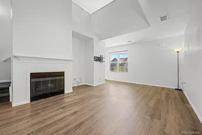 2551 S Bahama Circle #D, Aurora, CO 80013 - Photo 8