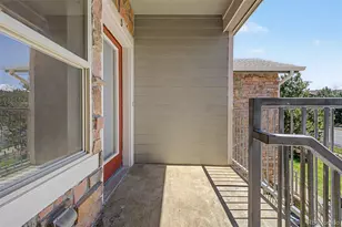 2551 S Bahama Cir, Aurora, CO 80013 - Photo 4
