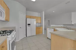 23418 E Long Pl, Aurora, CO 80016 - Photo 8