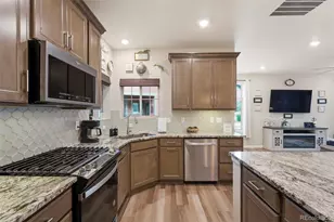 12693 Tamarac St, Thornton, CO 80602 - Photo 10