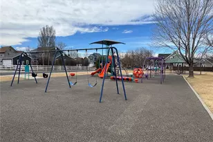 5137 Mt St Vrain Ave, Longmont, CO 80504 - Photo 4