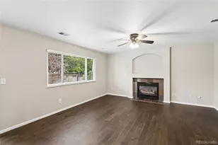 10606 Hyacinth Ct, Highlands Ranch, CO 80129 - Photo 4