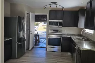 813 S Ouray St, Aurora, CO 80017 - Photo 2