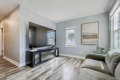 9541 E 16th Avenue, Aurora, CO 80010 - Photo 12