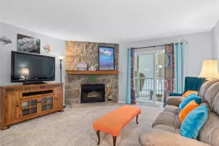 902 S Walden St, Aurora, CO 80017 - Photo 1