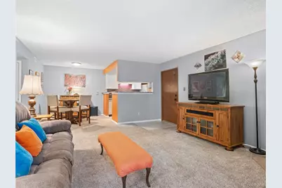 902 S Walden Street #102, Aurora, CO 80017 - Photo 6