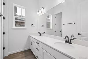 3771 Emerald Shore Cir, Loveland, CO 80538 - Photo 4