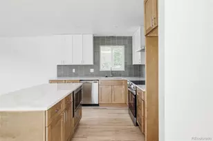 9 Seattle Ln, Longmont, CO 80501 - Photo 4