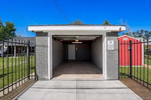 1558 Spruce St, Denver, CO 80220 - Photo 32