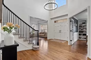 10210 Charissglen Ln, Highlands Ranch, CO 80126 - Photo 2