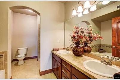 9079 E Panorama Circle #204, Englewood, CO 80112 - Photo 14