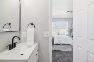 1640 S Ivory Cir, Aurora, CO 80017 - Photo 18