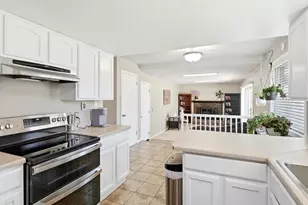 4391 S Estes St, Littleton, CO 80123 - Photo 6